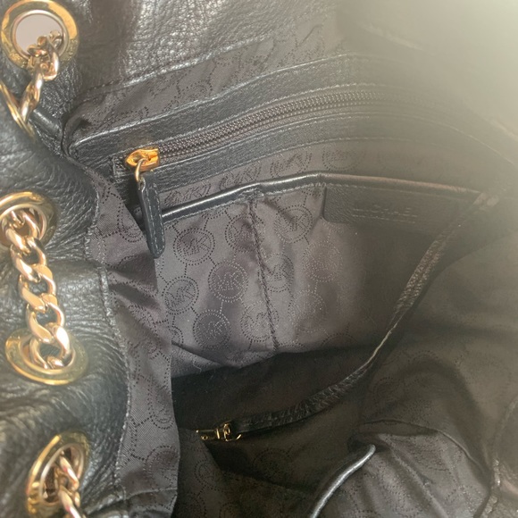 Michael Kors Purse - Picture 2 of 4